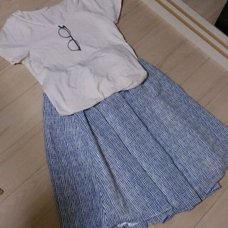 ダブルクローゼット(w closet)のストライプスカート(ひざ丈スカート)