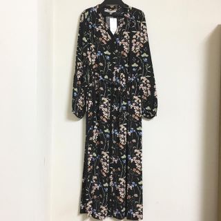 アンレリッシュ(UNRELISH)の☆新品☆ UNRELISH 花柄ガウンシャツワンピース(ロングワンピース/マキシワンピース)