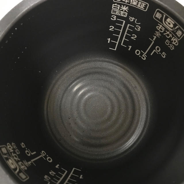 東芝(トウシバ)の東芝  TOSHIBA  IH炊飯器   3合炊き スマホ/家電/カメラの調理家電(炊飯器)の商品写真