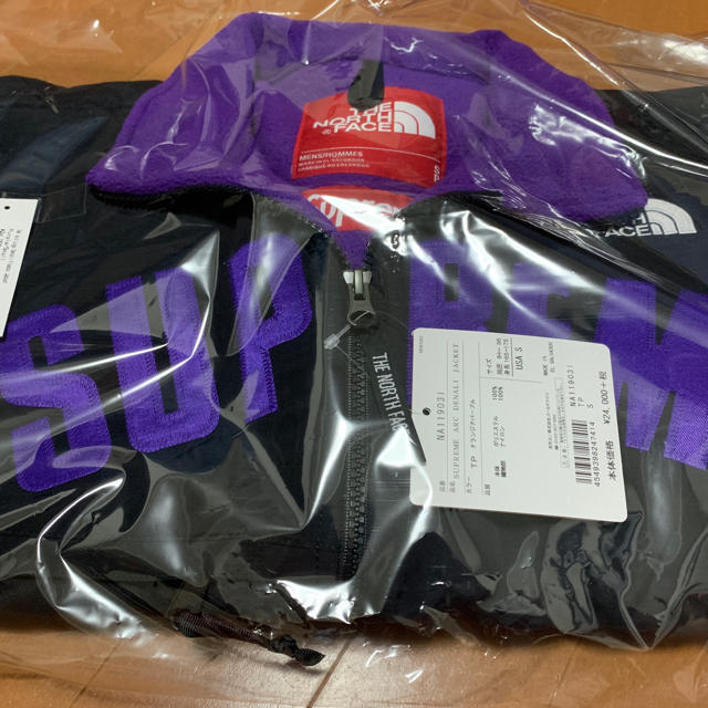 ジャケット/アウターsupreme×The North Face purple S 込み