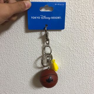 ディズニー(Disney)の東京ディズニーリゾート限定 バスケットボールキーホルダー(キャラクターグッズ)