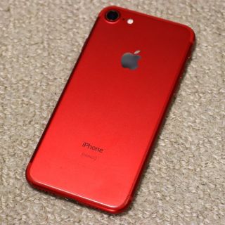 アイフォーン(iPhone)のiPhone 7 Red 128 GB au(スマートフォン本体)