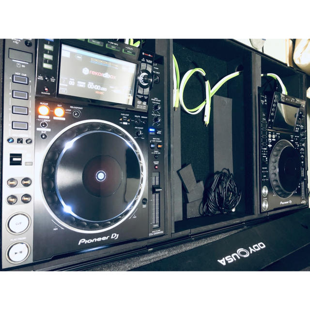 Pioneer(パイオニア)のCDJ-2000NXS2 2台セット(out sp様専用) 楽器のDJ機器(CDJ)の商品写真