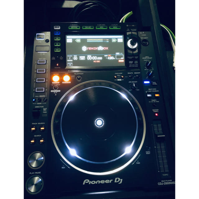 Pioneer(パイオニア)のCDJ-2000NXS2 2台セット(out sp様専用) 楽器のDJ機器(CDJ)の商品写真