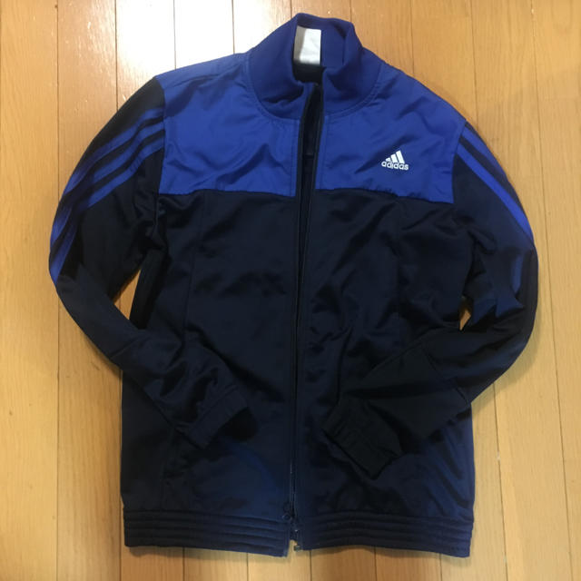 adidas(アディダス)のadidas キッズ上着 160 キッズ/ベビー/マタニティのキッズ服男の子用(90cm~)(ジャケット/上着)の商品写真