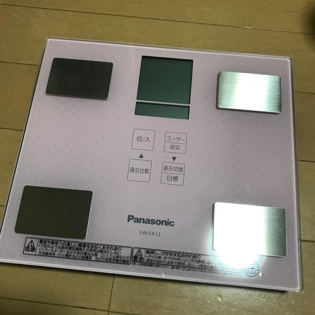 Panasonic(パナソニック)のパナソニック 体組成計 EW-FA13-M スマホ/家電/カメラの美容/健康(体重計/体脂肪計)の商品写真