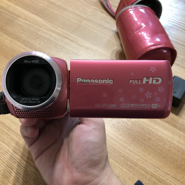 Panasonic(パナソニック)の(本日のみ多少値下げ)Panasonic ハンディカム 大容量バッテリー付き スマホ/家電/カメラのカメラ(ビデオカメラ)の商品写真