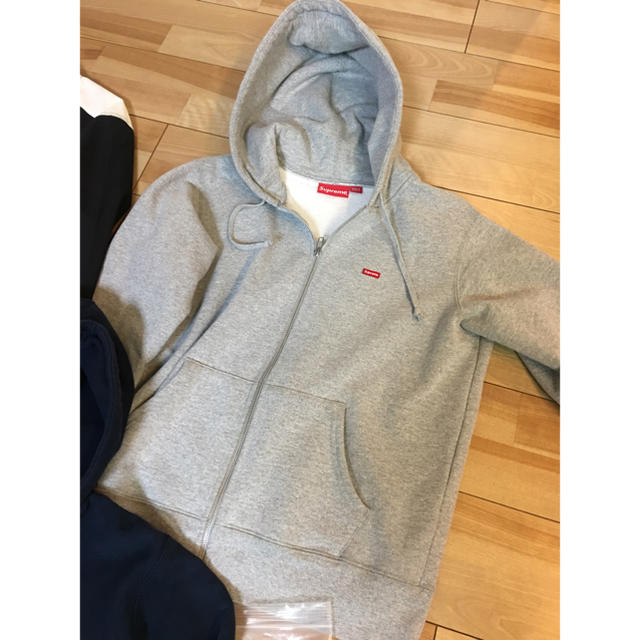 Supreme(シュプリーム)の確認用 メンズのトップス(パーカー)の商品写真