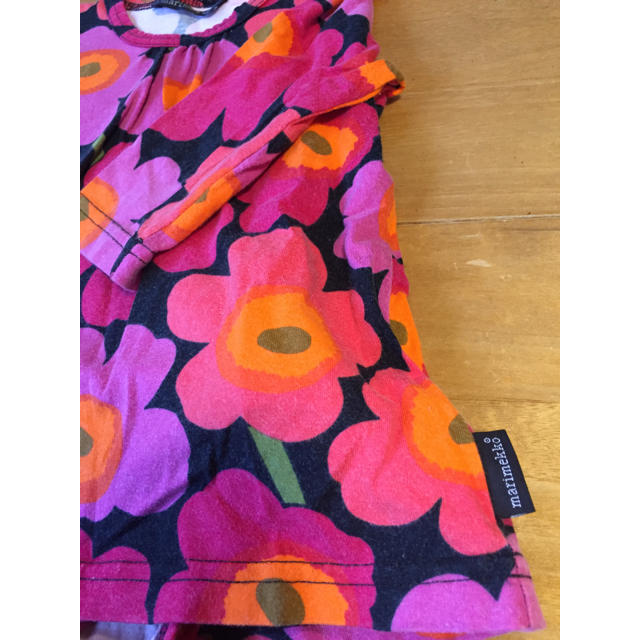 marimekko(マリメッコ)のマリメッコ ウニッコ柄 花柄 ロンパース 美品 キッズ/ベビー/マタニティのベビー服(~85cm)(ロンパース)の商品写真