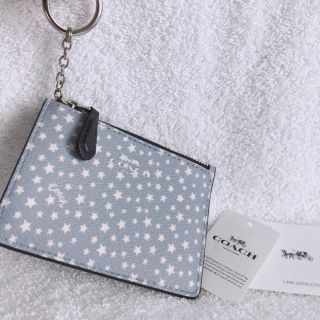 コーチ(COACH)の新品COACH キーリング付きパスケース 星柄(名刺入れ/定期入れ)