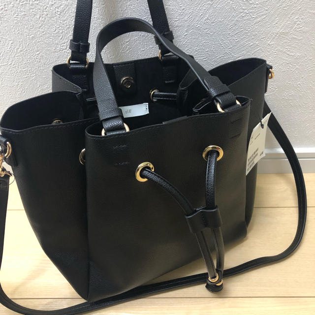 H&M(エイチアンドエム)のバッグ 2way ☆タグ付き☆ レディースのバッグ(ショルダーバッグ)の商品写真
