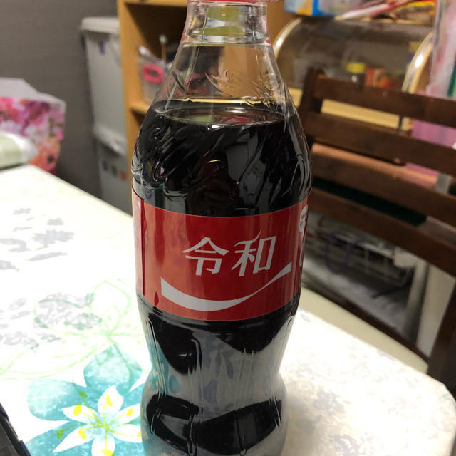 コカ・コーラ(コカコーラ)の令和コーラ 2000本限定 食品/飲料/酒の飲料(ソフトドリンク)の商品写真