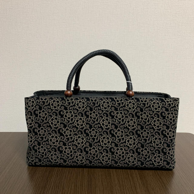 お茶席にも 印伝調バック