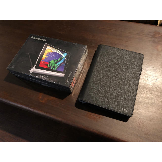 【美品】 YOGA Tablet 2 SIMフリー Lenovo 専用ケース付き