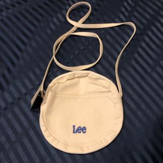 リー(Lee)のLEE ラウンド型 ポシェット ホワイトカラー(ショルダーバッグ)