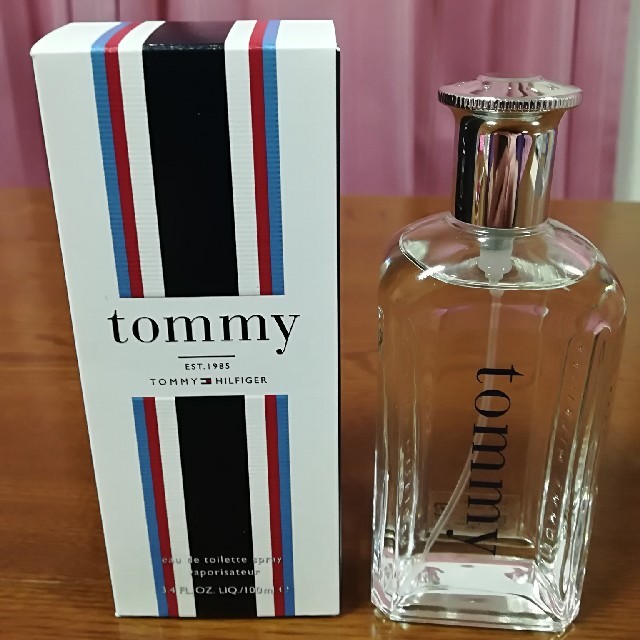 TOMMY HILFIGER(トミーヒルフィガー)のピーターパンさん専用☆トミーヒルフィガー香水 コスメ/美容の香水(香水(男性用))の商品写真