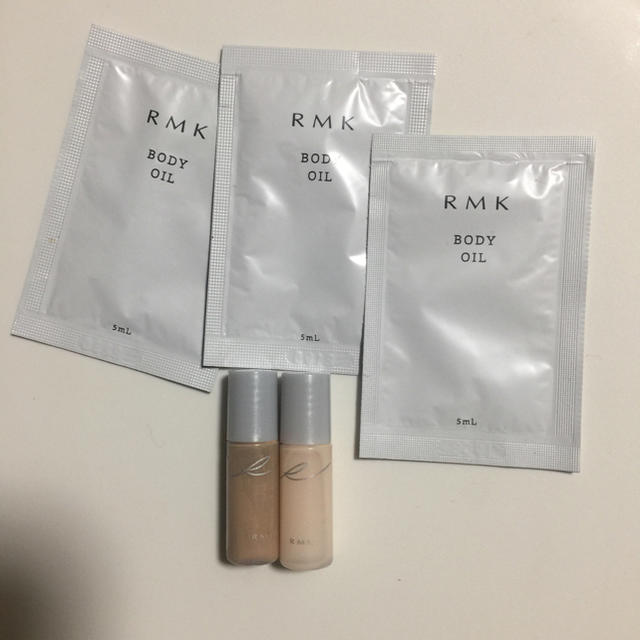 RMK(アールエムケー)の［RMK］ファンデ&BODYオイル コスメ/美容のキット/セット(サンプル/トライアルキット)の商品写真