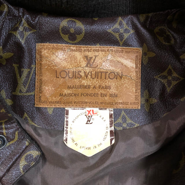 LOUIS VUITTON(ルイヴィトン)のkaminoko様 専用レア LOUIS VUITTON 総柄 ジャケット メンズのジャケット/アウター(レザージャケット)の商品写真