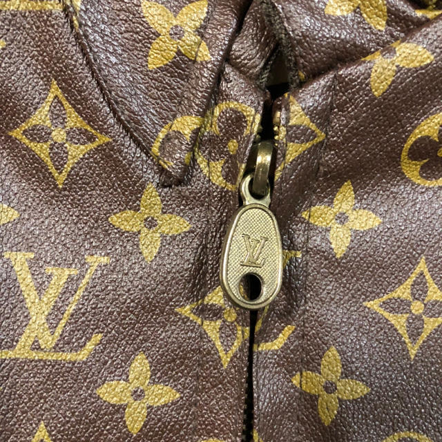 LOUIS VUITTON(ルイヴィトン)のkaminoko様 専用レア LOUIS VUITTON 総柄 ジャケット メンズのジャケット/アウター(レザージャケット)の商品写真