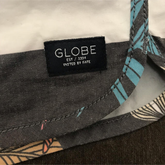 ★グローブ ボードショーツ 31 GLOBE メンズの水着/浴衣(水着)の商品写真