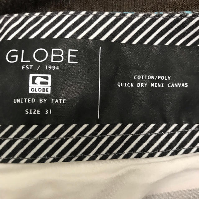 ★グローブ ボードショーツ 31 GLOBE メンズの水着/浴衣(水着)の商品写真