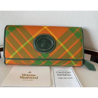 ヴィヴィアンウエストウッド(Vivienne Westwood)の日本製 新品Vivienne Westwoodチェックオーブ牛革 二つ折り長財布(財布)