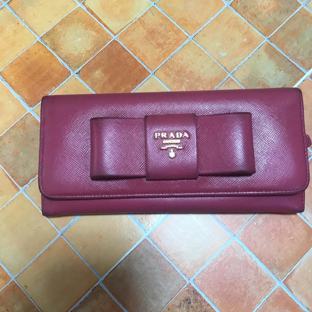 PRADA(プラダ)のPRADA プラダ リボン 長財布 レディースのファッション小物(財布)の商品写真