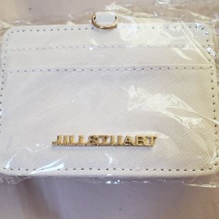 ジルスチュアート(JILLSTUART)の売り切り！JILLSTUART　パスケース　新品(パスケース/IDカードホルダー)