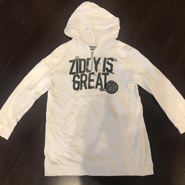 ZIDDY(ジディー)のziddy パーカー  140 キッズ/ベビー/マタニティのキッズ服女の子用(90cm~)(ワンピース)の商品写真