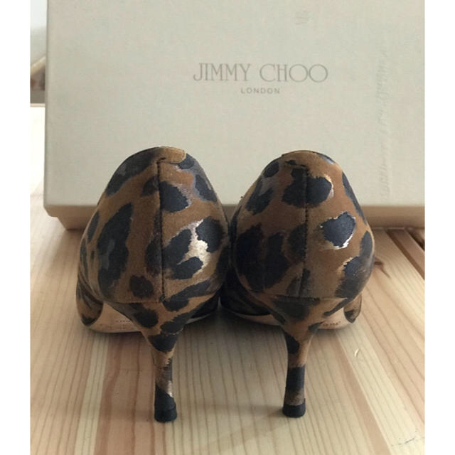 UNITED ARROWS(ユナイテッドアローズ)のJIMMY CHOO パンプスLIZZYレオパード36正規店購入 レディースの靴/シューズ(ハイヒール/パンプス)の商品写真