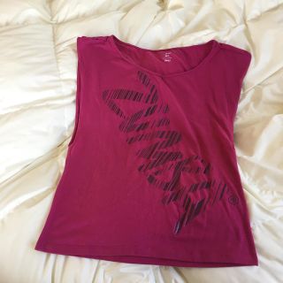 ズンバ(Zumba)のズンバ zumba リメイク Tシャツ M／Ｌ (Tシャツ(半袖/袖なし))