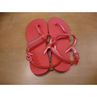 ハワイアナス(havaianas)の新品 アウトレット ハワイアナス ビーチサンダル フリーダム 25A(ビーチサンダル)