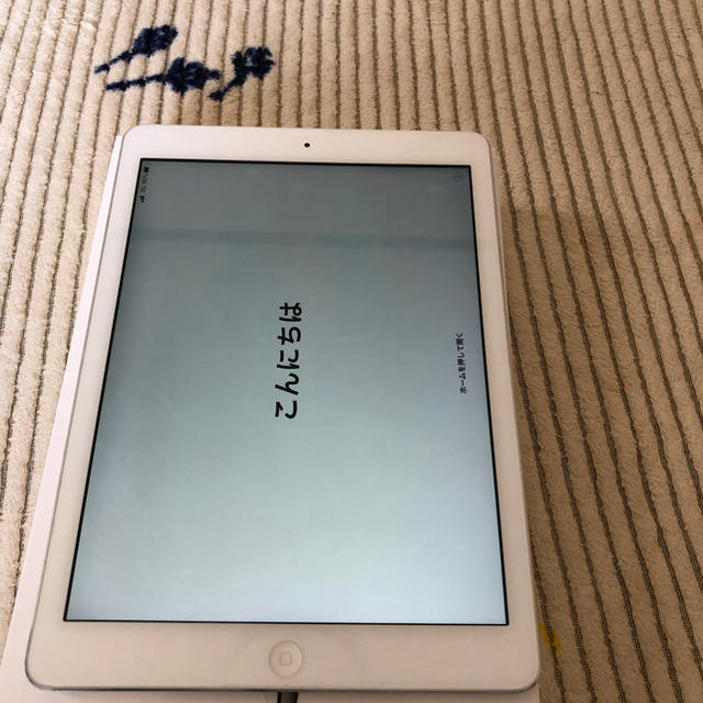 iPad Air 16gb au celluler 16gb シルバー-