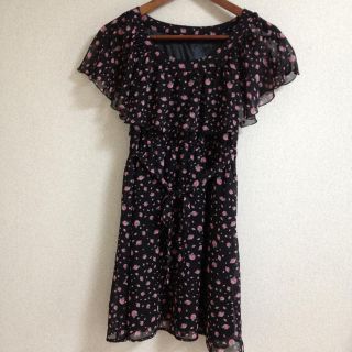 フェリシモ(FELISSIMO)のフェリシモ 花柄シフォンワンピース(ひざ丈ワンピース)