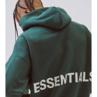 フィアオブゴッド(FEAR OF GOD)の新品 M essentials パーカー グリーン(パーカー)