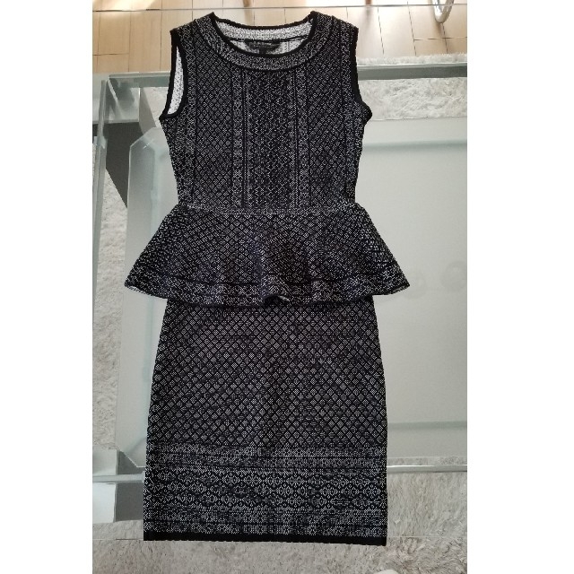 BCBGMAXAZRIA(ビーシービージーマックスアズリア)のBCBG MAXAZRIA マックスアズリア　セットアップ　ルバブ様専用 レディースのワンピース(その他)の商品写真