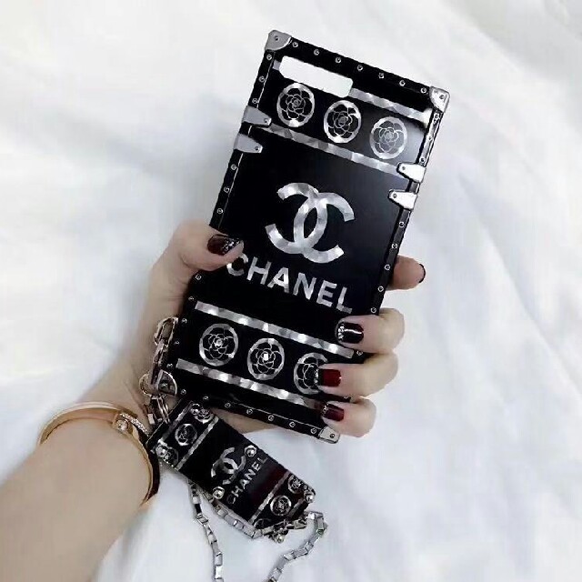 CHANEL - 携帯ケース アイフォンケースの通販 by dgfdgd's shop｜シャネルならラクマ