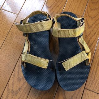 テバ(Teva)のteva厚底サンダル(ゴールド) US5(サンダル)