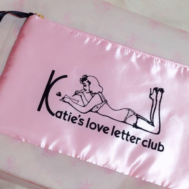 Katie(ケイティー)のkatie クラッチバック レディースのバッグ(クラッチバッグ)の商品写真