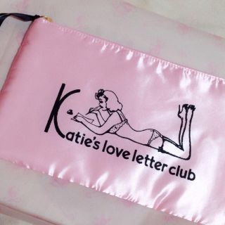 ケイティー(Katie)のkatie クラッチバック(クラッチバッグ)