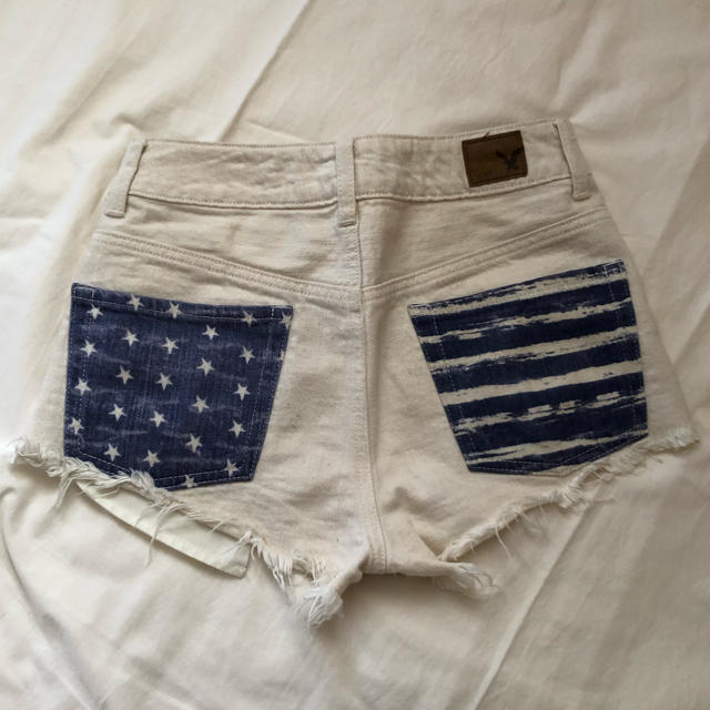 American Eagle(アメリカンイーグル)のアメリカンイーグル ショートパンツ 00 レディースのパンツ(ショートパンツ)の商品写真