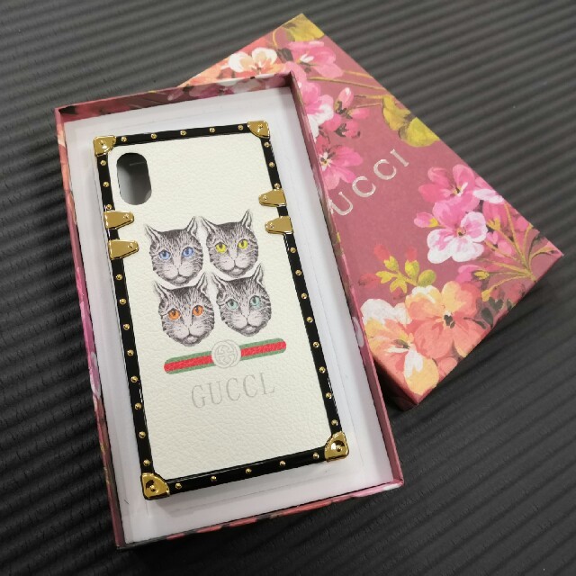 プラダ iphonex カバー 安い - Gucci - Iphoneケース　グッチ  の通販 by あつ子^_^'s shop｜グッチならラクマ