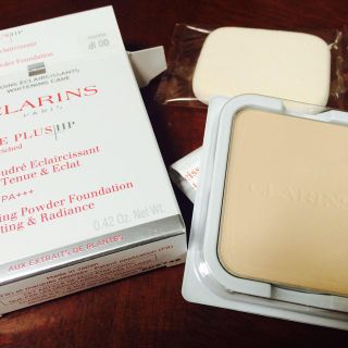 クラランス(CLARINS)のホワイトニングパウダーファンデ半額💗(その他)