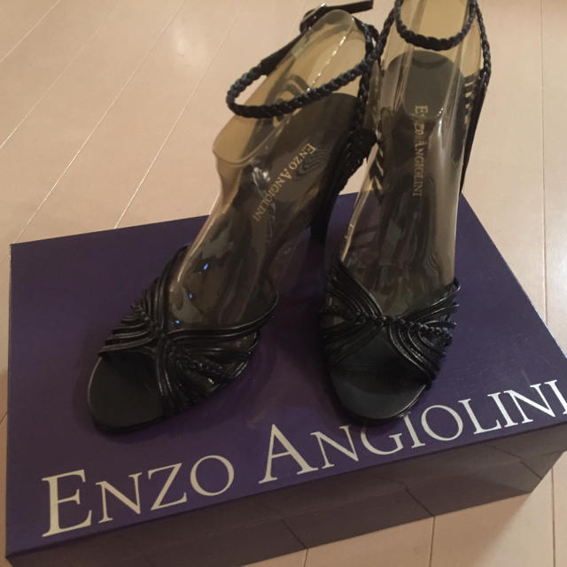 Enzo Angiolini(エンゾーアンジョリーニ)の☆ENZO  ANGIOLINI ヒールサンダル☆ レディースの靴/シューズ(サンダル)の商品写真