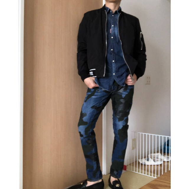 DSQUARED2(ディースクエアード)のdsquared2  ロゴ マットブラックma-1サイズ50 メンズのジャケット/アウター(フライトジャケット)の商品写真