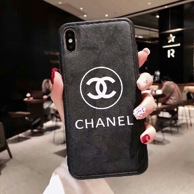 iPhone - 新品! CHANEL 携帯ケース アイフォンケースの通販 by ホツタ モトノブ's shop｜アイフォーンならラクマ