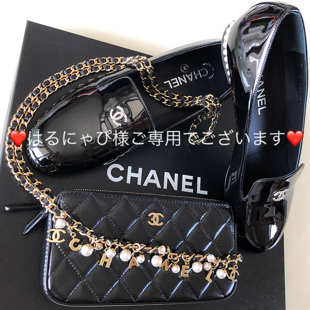 CHANEL(シャネル)の❤️シャネル❤️新品未使用✨パール付き💕ローファー39.5♪ レディースの靴/シューズ(ローファー/革靴)の商品写真