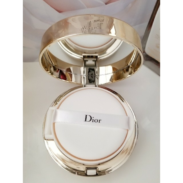 Dior(ディオール)の専用
 コスメ/美容のベースメイク/化粧品(化粧下地)の商品写真