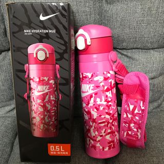 サーモス(THERMOS)のNIKE 新品未使用 サーモス ステンレス水筒 保温 保冷 ピンク(水筒)