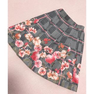 トッコ(tocco)のトッコクローゼット グレンチェック花柄スカート(ひざ丈スカート)